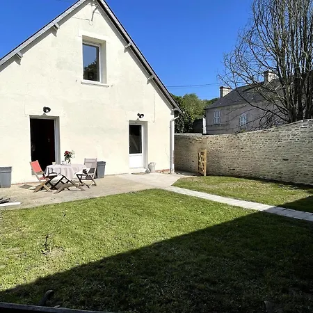Сasa de vacaciones La Belle Beachside Garden House *