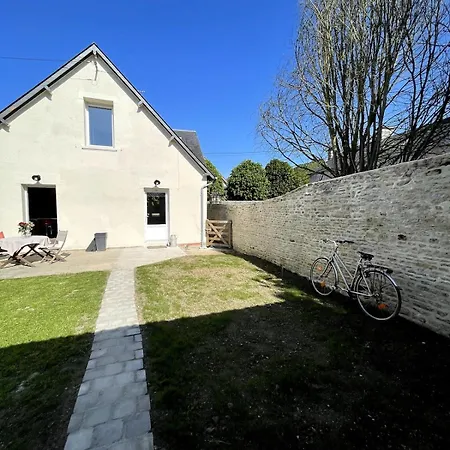 La Belle Beachside Garden House Asnelles